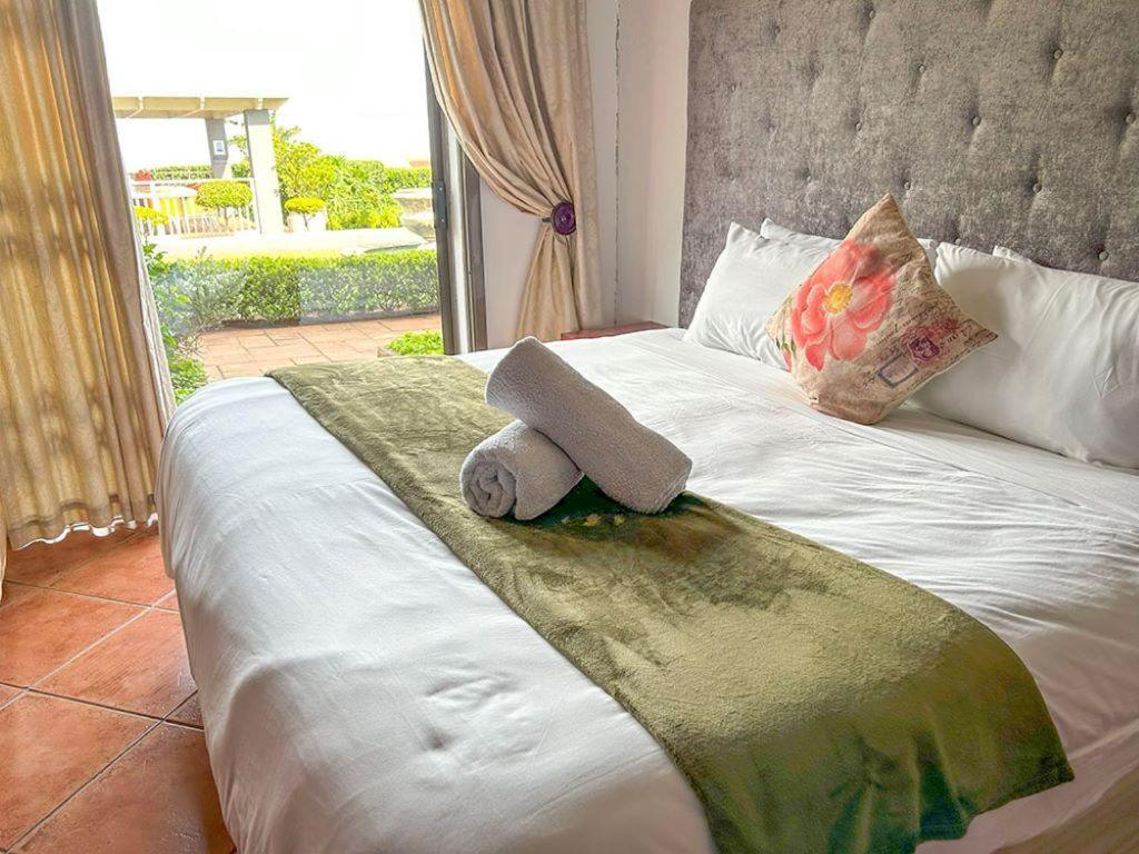 Royal Guesthouse Mtunzini Szoba fotó